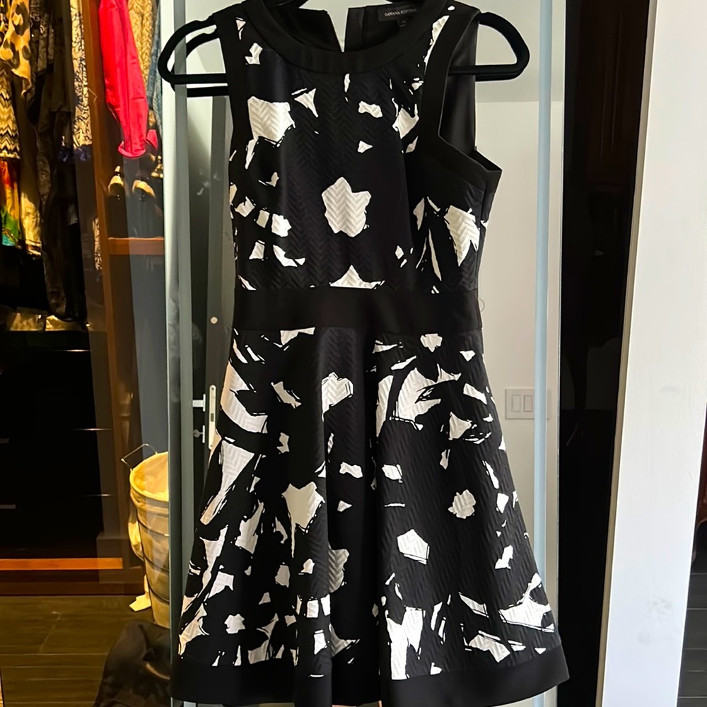 Banana republic dress pre used